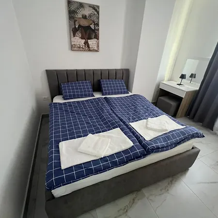 Apartment Golem Relax