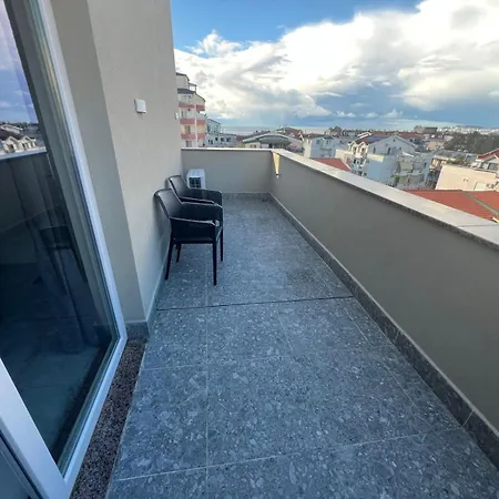 Golem Relax * Golem (Tirana)